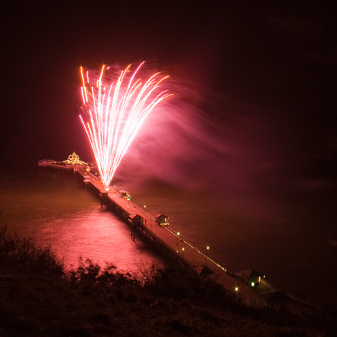 an image of Llandudno Fireworks 2007, Two