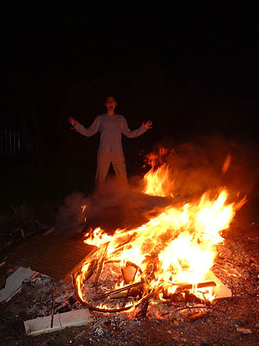 an image of dawsons bonfire12