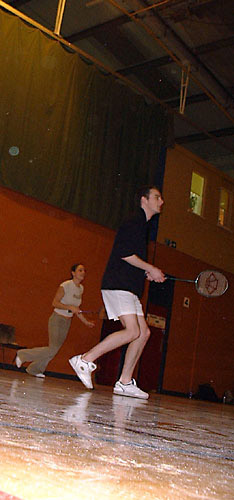 an image of badminton18