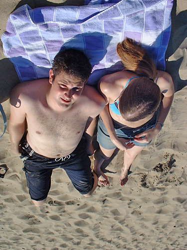 an image of Matt and Kath on the beach